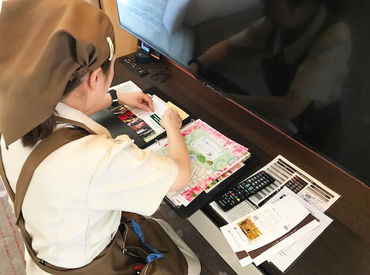 株式会社東急ホテルパートナーズ　勤務地：ダイワロイネットホテル岐阜 ＜安心の東急グループ＞
20～60代の幅広い年代が活躍中！
おもに清掃後の点検や、
スタッフの振り分けなどをお任せします◎