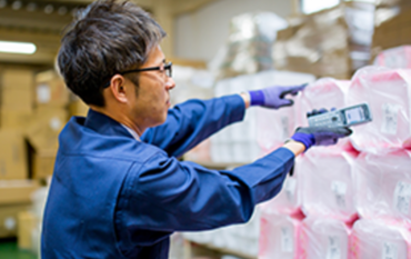 残業なしだから、サッと帰れる♪
主婦・フリーターさん活躍中！
幅広い年代のスタッフで協力しながら
お仕事をしています。