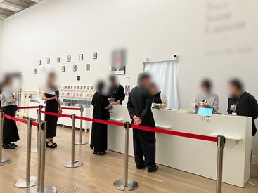 カルチュア・コンビニエンス・クラブ株式会社　※勤務地：「まなざしの奇跡　日本女性写真家の冒険」展 この展示会でしか得られない経験を―
非日常空間で働きたい…そんな方も大歓迎。
アートや映像の知識も必要ありません。