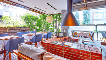 MERCER BRUNCH ROPPONGI11 きれいな店舗で働いてみませんか♪
フランクなスタッフばかりなので、
新人さんでも、きっとスグに馴染めるはずです！