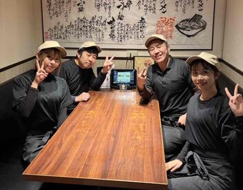 麺匠 竹虎 新宿店 ★応募の理由は何でもOK！
ラーメンを食べるのが好き！
ガッツリ稼ぎたい！
プライベートを充実させたい！...etc