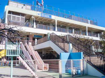 江戸川区共育プラザ平井〈株式会社小学館集英社プロダクション〉 週2日～OKだから、
サークル・遊び・旅行もぜんぶ両立◎
ムリなく働けて、自分の時間もしっかり確保！