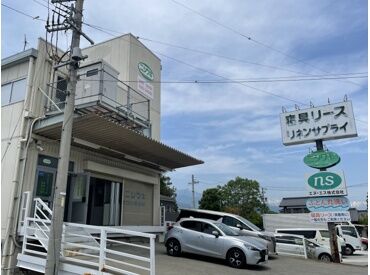 機械の導入で作業負担少なめ！
汚れの点検作業は不要、機械にシーツを入れる際の手作業も簡単なので、早ければ1日で習得可能◎