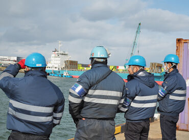 基本は土日休みですが、月2回土曜日出勤があります。
ただ、12:30までのお仕事で日給はそのまま◎
いつもの給与の1.5倍に★