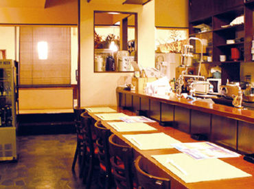 お客さんとスタッフの安全のため、
店内の除菌やビニールカーテンの設置など、
感染症対策もしっかりと行っています。