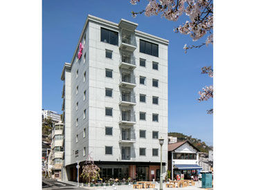 「英語力を活かせる仕事がしたい…」
⇒そんな方にもオススメのお仕事ですよ☆彡
※必須ではないので、話せなくてもOKです!