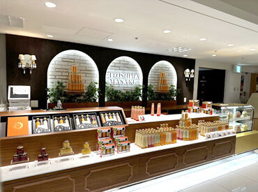 ★ITOSHIMA MASAKI＋ 大丸福岡天神店
平日は主婦さん、土日は学生さんが多数活躍しています！