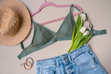 ファッション人材リンク株式会社【FJL】 未経験オッケー！
20代～30代の女性スタッフが活躍中♪