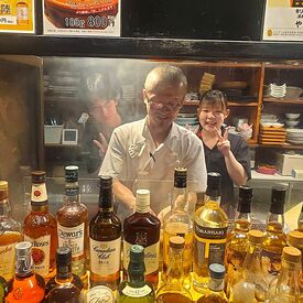 やまぜん スタッフ想いの店長を中心に、浦和の隠れ家で楽しく仲良く働いています！
そんなメンバーの一員を募集します！