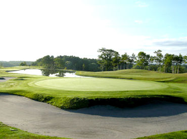 ゴルフ初心者さんの応募も大歓迎★
お仕事の流れや必要な知識は丁寧にお教えしますので、未経験の方もご安心ください♪