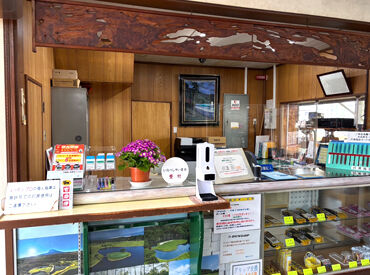 有限会社阪神ゴルフクラブ  「子育ても落ち着いたし、久しぶりのパート復帰…」という方でも大歓迎！
1日4時間の短時間勤務です♪