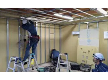 \好きな日にシフトIN!!/
自由にお休みが決められる◎
前日お昼までの連絡で、シフト変更も可能♪