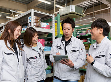 お子さんの急な体調不良や、学校行事での
お休みも気兼ねなく相談してください♪
★有給取得率はほぼ100％★