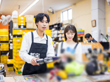 物販スタッフとして大募集!
お宝商品にも出会えるかも!