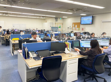 ■20代～40代活躍中！■
子育てが落ち着いたから仕事復帰したい
平日だけで無理なく働きたい
そんな希望が叶う職場です◎
