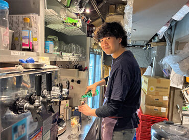 韓国酒場コッキオ天王寺MIO店 ＼天王寺駅直結／
駅スグだから通勤便利！
寄り道感覚でサクッとバイトしませんか♪
お仕事後にはショッピングも楽しめます！