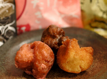 ★友達との応募も歓迎★
初めてのバイトも安心スタート!
仲の良い友達と一緒なら心強い◎