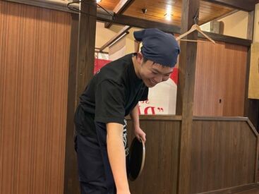 居酒屋西乃里 髪色・髪型自由☆オシャレを我慢する必要なし！
あなたらしいスタイルで”自分らしく”
働くことができる環境を整えています♪