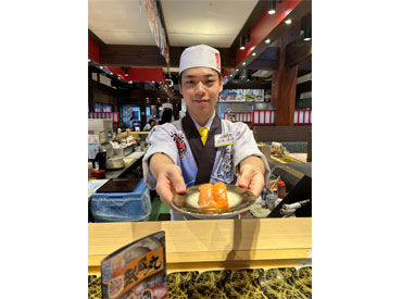 武蔵丸 豊橋三ノ輪店 あなたの都合に合わせてシフトを調整！
相談していただければ、
急なシフト変更でも大丈夫です★"