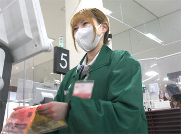 シフト相談やお休み希望はお気軽に★
有給・残業手当・交通費規定支給など待遇面も充実◎
まずは希望の働き方をご相談ください