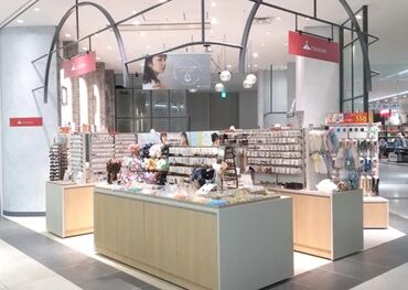 ルイナス 福利厚生◎
働きやすさ重視！
楽しく働けて、
お得な社割とお給料Get♪♪