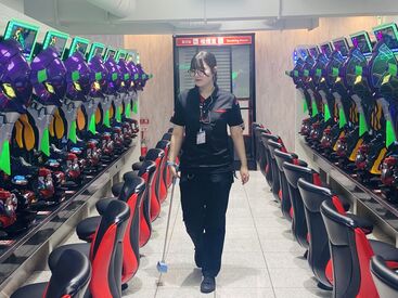 先輩たちもみ～んな未経験から始めてます◎
まずは「いらっしゃいませ！」が元気に言えたらOKです★