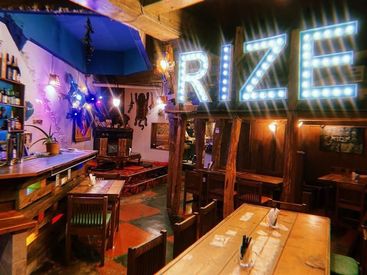 酒場TQ(ターコイズ) ＜平日のみ・土日のみ勤務OK！＞
あなたのライフスタイルに合わせて、
働きたい曜日だけの勤務が可能です◎