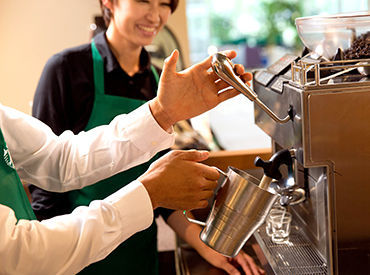 出勤時には好きなドリンクを1杯。
さらに週1回のコーヒー豆支給や
パートナー割引制度もあります。