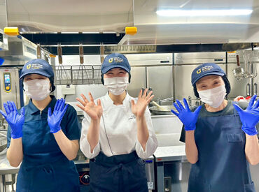 株式会社ジェイ・エス・ビー・フードサービス　勤務地:学生会館 コスモグラシア南茨木(仮) ＼経験や資格は不要★／
お料理を手渡したり、お皿を片付けたり…のシンプル作業◎
入居する学生さんに美味しいご飯をご提供！