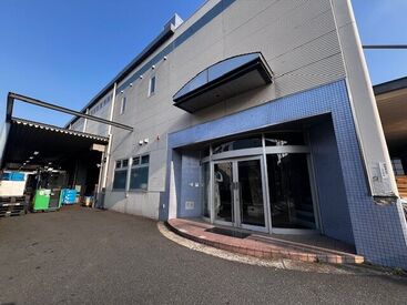 40～50代活躍中♪主婦さんやフリーターさん中心でモクモクと作業しています◎