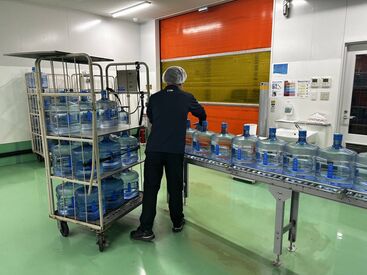 未経験の方も安心して始められるよう、
先輩スタッフが丁寧にサポートします♪