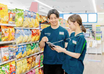 ファミリーマート 札幌南5条東店 自分らしく働こう！
学校やご家庭等とアルバイトも全部充実させたいを応援します♪
