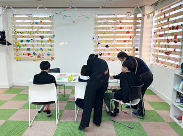 下の資格をお持ちの方は優遇します♪
児童指導員・保育士・教員免許
幼稚園教諭・社会福祉主事 etc
未経験スタートでも大歓迎!