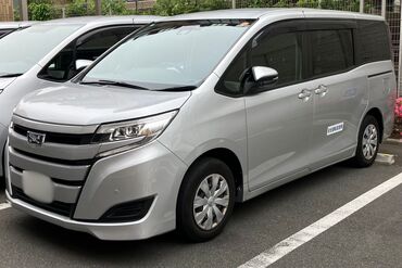 ＼運転する車はこちら！／
運転がメインなので
体力に自信がない方も働きやすいです◎
シニア世代活躍中です！