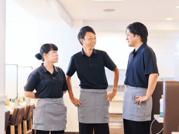 大阪鶴橋焼肉うま勝 栃木店 ＼オープニングスタッフ大募集！／
「みんなでゼロからスタート」だから、
同期がたくさんいて心強い♪