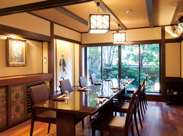 ★未経験大歓迎★
先輩スタッフがしっかりサポートします◎