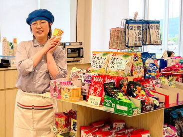 株式会社メフォス_ＭＡＲＵＥＩ株式会社_010590 ちょっとしたお菓子や飲み物、雑貨などの販売。企業で働く方の小休憩として活用されます◎