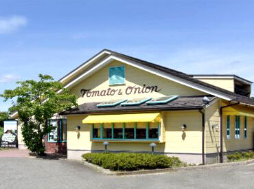  トマト＆オニオン郡山富久山店 バイトデビュー・お仕事復帰も歓迎！
接客や調理経験がなくても大丈夫、丁寧にお教えします♪
安心して始められる店舗です◎