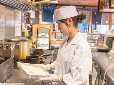 アルバイトが初めての方も大丈夫◎
分からないことがあれば何でも先輩へ相談してくださいね！