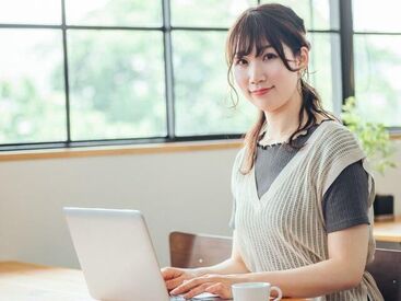 キャリアリンク株式会社　※東証プライム上場/ASP134303 経験ゼロからのスタート。
“不安”を“自信”に変える場所★
第二新卒・フリーター歓迎！成長できる仕事、あります