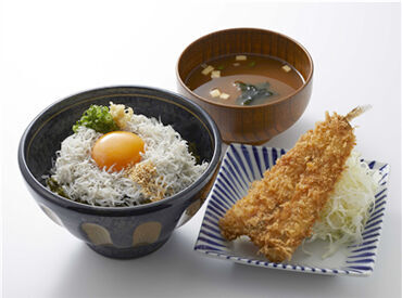 ＊サービスエリア/パーキングエリアで働こう＊
生活に合わせて好きな時間に稼げます！
学生・主婦(夫)・Wワークさん大歓迎！