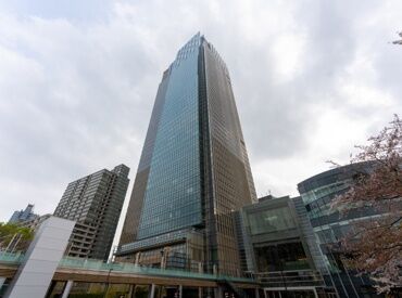 《六本木・新宿オフィス共に駅から徒歩5分以内の好立地♪》
オフィスワーク未経験OKです！
