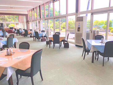 山々が一望できる、大自然のゴルフ場★
「とりあえず見学だけ」の方も大歓迎！
60歳以上のシニアの方にも◎