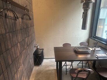 ＼フリーター歓迎！／
「心機一転オープニング店舗で働きたい！」
そんな方も大歓迎◎
履歴書不要で気軽に応募できます♪