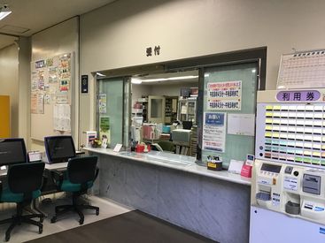 初めてのアルバイトでも安心！
わからないことは先輩に聞くと
優しく教えてくれます◎