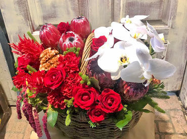 《働きやすい環境》
電子レンジ・冷蔵庫なども完備♪
お昼持参もOKですし、
近くにコンビニもあるので買ってくるのもOK！