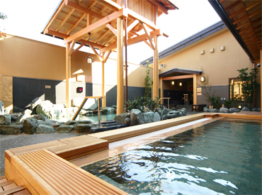 極楽湯 金沢野々市店 従業員は温泉が無料で入れる特典付き◎
温泉好きにはたまらないお仕事です！