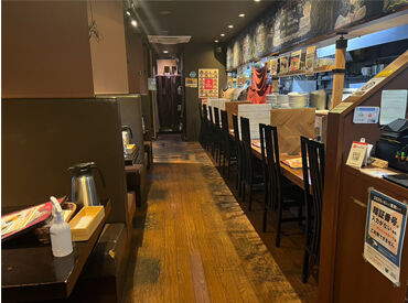 週2日～ランチタイムのみ◎
今の生活を大きく変えずに仕事がプラス出来るので、
子育てしながら働いてるスタッフが多数★