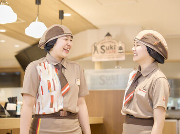 「短時間で無理なく働ける」
「シフトの相談も気軽にしやすい」
そんなスタッフの声も多数♪