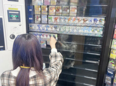 トレカステラー秋葉原 トレカの知識がゼロでも心配なし！
マニュアル＆先輩のサポートですぐに覚えられる◎
「やってみたい！」その気持ちだけでOK♪